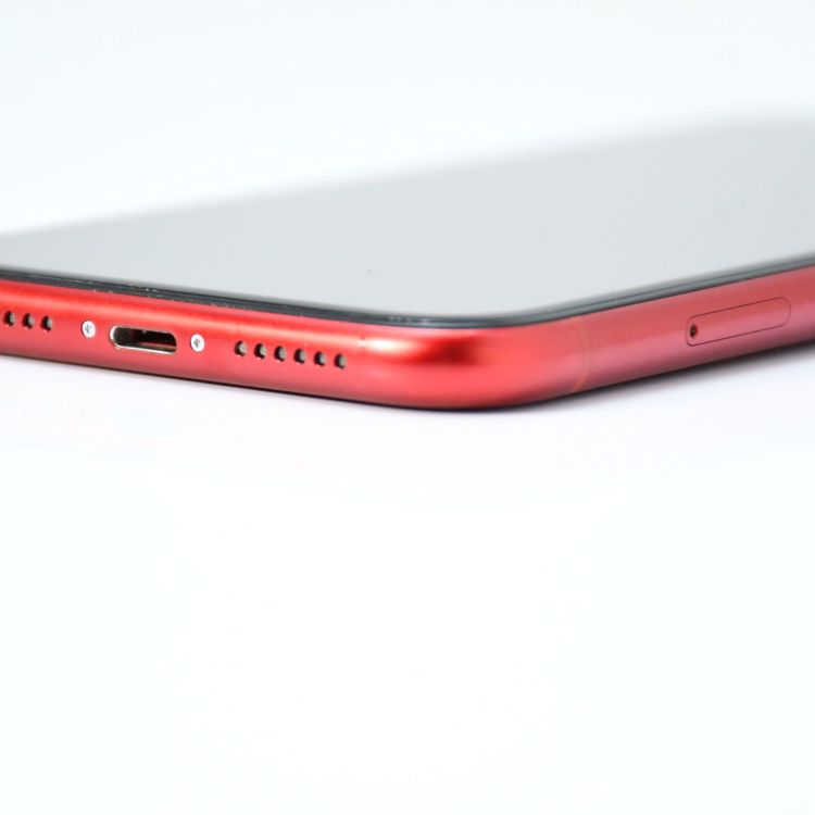 �ڱվ����ʡ�SIM�ե꡼ iPhone XR 128GB ��å�