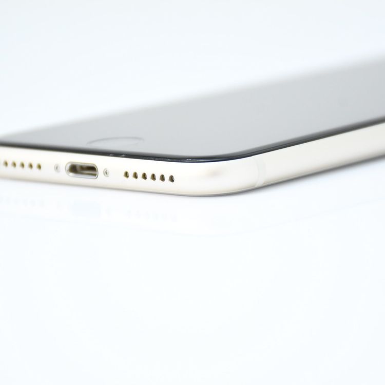 ��ư��ġ��Хåƥ꡼��������100���SIM�ե꡼iPhoneSE �裳���� 64GB