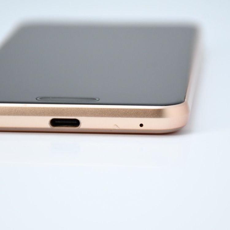 �ڱվ����ʡ������ɹ���SIM�ե꡼ UQ AQUOS sense3 SHV45 �饤�ȥ��åѡ�