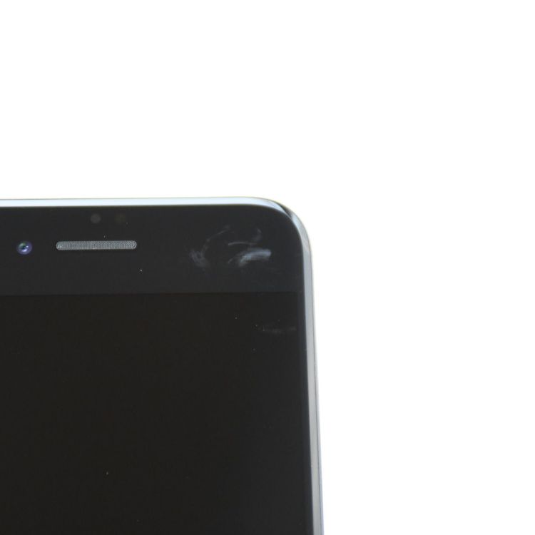 �ڽ����Хåƥ꡼��������94���docomo SIM�ե꡼ iPhone SE �裲���� 128GB