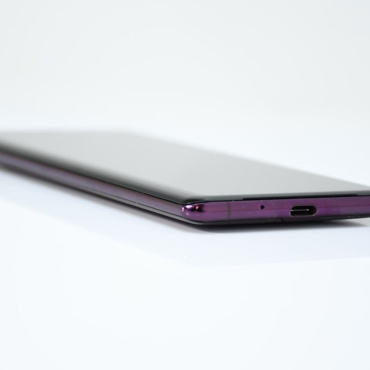 �ڱվ����ʡ������ɹ���SIM�ե꡼ docomo Xperia XZ3 SO-01L �ܥ�ɡ���å�