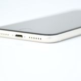 ��ư��ġ������Хåƥ꡼84 %�����ʡ�  au SIM�ե꡼ iPhoneSE �裳���� 64GB