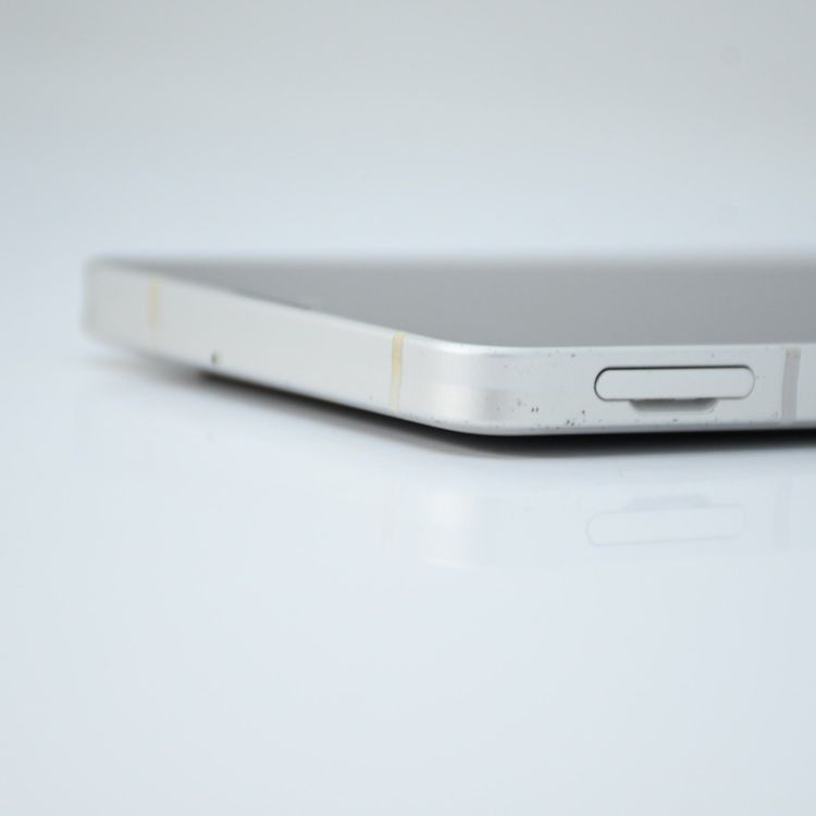 �ڱվ����ʡ������ɹ���SIM�ե꡼ docomo AQUOS sense6 SH-54B
