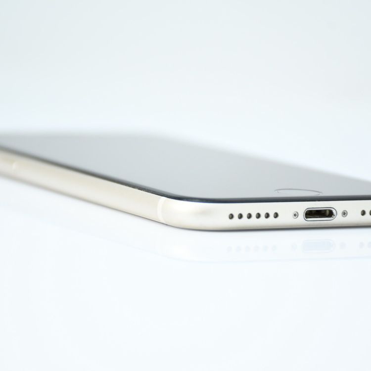 �����ʡ�SIM�ե꡼ iPhoneSE �裳���� 128GB �������饤��