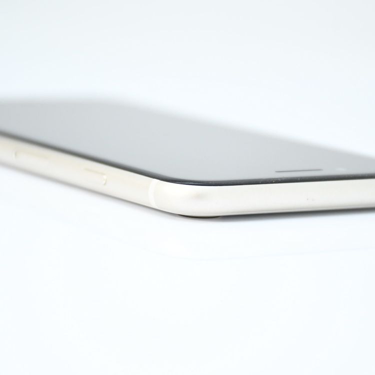 ��ư��ġ��Хåƥ꡼��������100���SIM�ե꡼iPhoneSE �裳���� 64GB