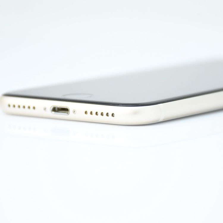 �����ʡ������Хåƥ꡼82���SIM�ե꡼ iPhoneSE �裳���� 64GB �������饤��