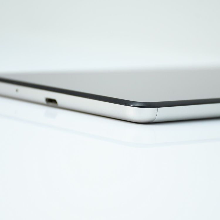 �����ʡ�NEC LAVIE Tab E 7SD1 8����� ����С� Wi-Fi��ǥ�