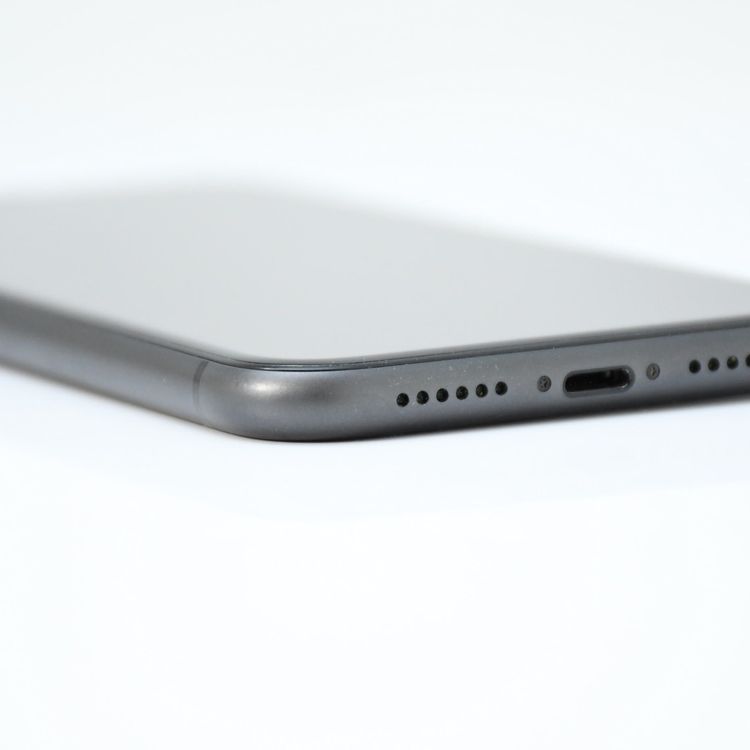 �����ʡ������Хåƥ꡼��������85���docomo SIM�ե꡼ iPhone11 64GB