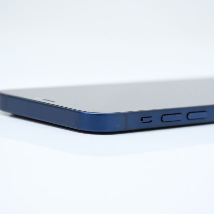 ʡХåƥ꡼ 90SIMե꡼ iPhone12 64GB ֥롼