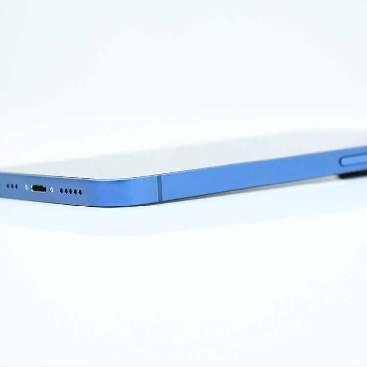 ڽХåƥ꡼ 100SIMե꡼ iPhone13 128GB ֥롼