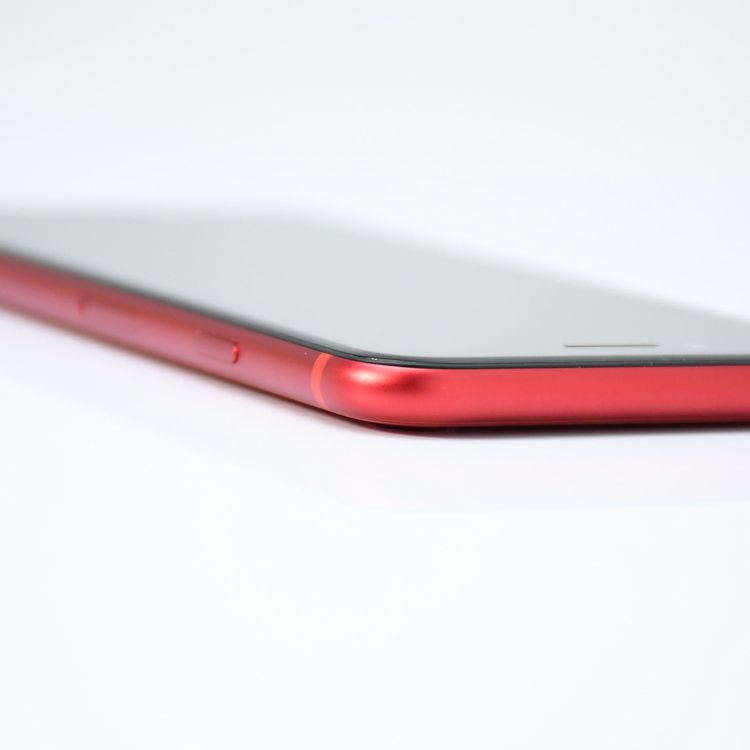 �ڽ����Хåƥ꡼��������83���SIM�ե꡼ iPhone SE �裲���� 64GB ��å�