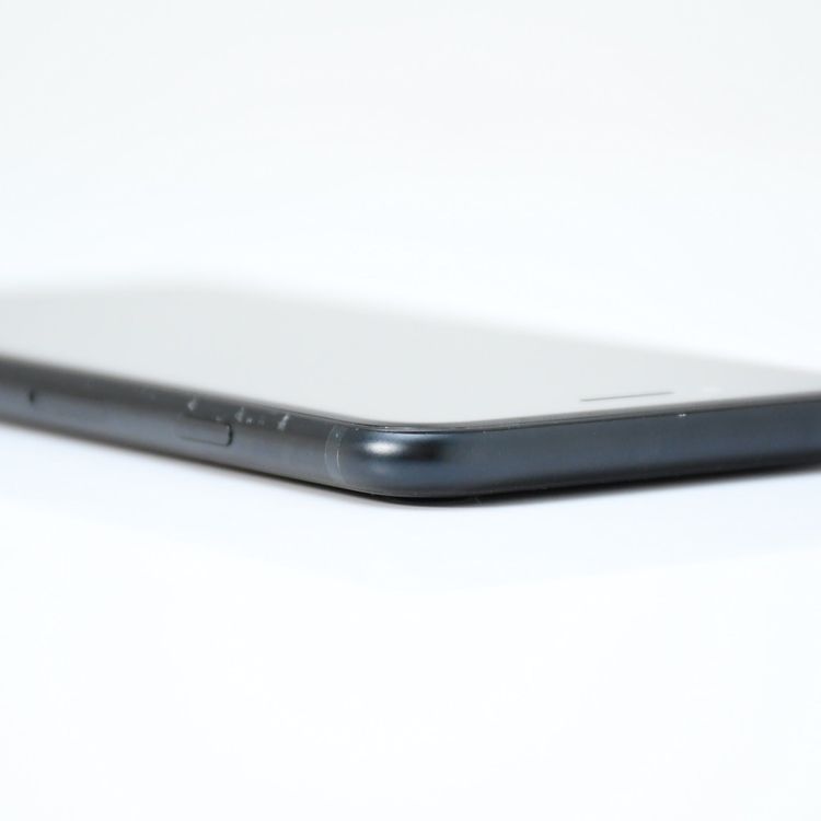 ��ư��ġ��Хåƥ꡼��������100���SIM�ե꡼iPhoneSE �裳���� 64GB