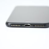 SIM�ե꡼ iPhone SE �裲���� 64GB �֥�å�