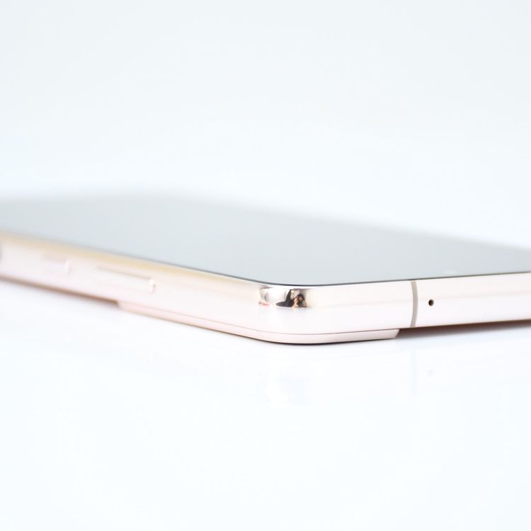 �����ʡ������ɹ��� docomo SIM�ե꡼ Galaxy S22 SC-51C �ԥ�