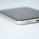 ��ư��ġ�����100 %���վ����ʡ� SIM�ե꡼ iPhone11 64GB �ۥ磻��