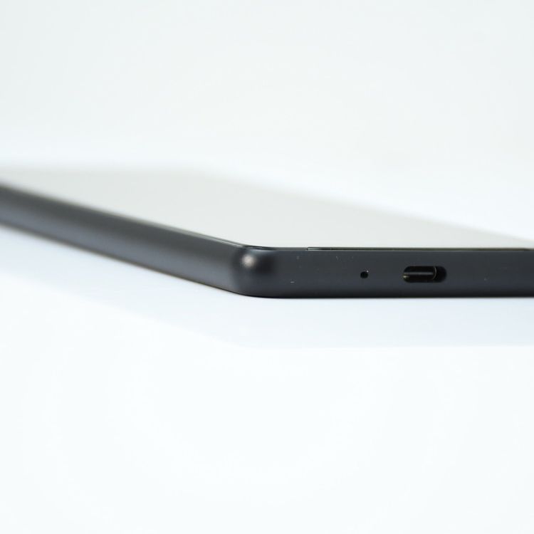 �ڿ���Ʊ�͡�SIM�ե꡼ docomo Xperia 10 III SO-52B �֥�å�