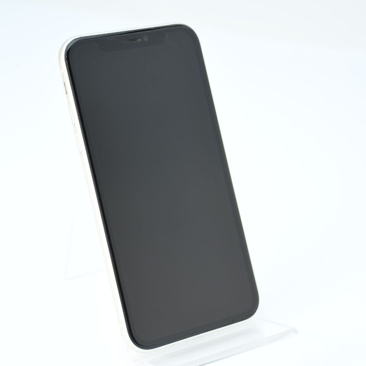 �����ʡ�docomo SIM�ե꡼ iPhone11 256GB �ۥ磻��