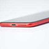 �ڱվ����ʡ�SIM�ե꡼ iPhone SE �裲���� 64GB ��å�