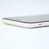 �ڥ����ȥ���饸��󥯡���������83%��SIM�ե꡼ iPhoneSE �裳���� 64GB