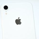 �ڱվ����ʡ������Хåƥ꡼82���au SIM�ե꡼ iPhone XR 128GB �ۥ磻��