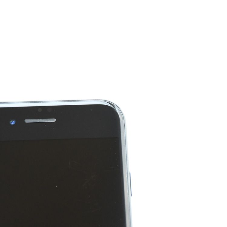 �ڽ����Хåƥ꡼��������88���SIM�ե꡼ iPhone SE �裲���� 64GB �֥�å�