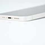 �ڱվ����ʡ���°�ʴ�����docomo SIM�ե꡼ iPhone14 128GB �������饤��