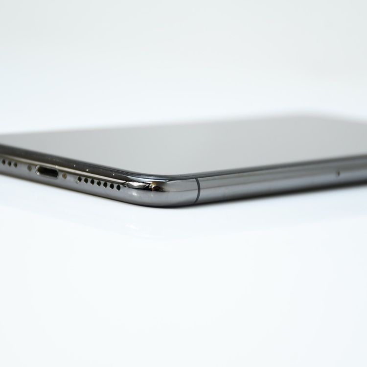 ��ư��ġ��������docomo SIM�ե꡼ iPhone11 Pro Max 256GB