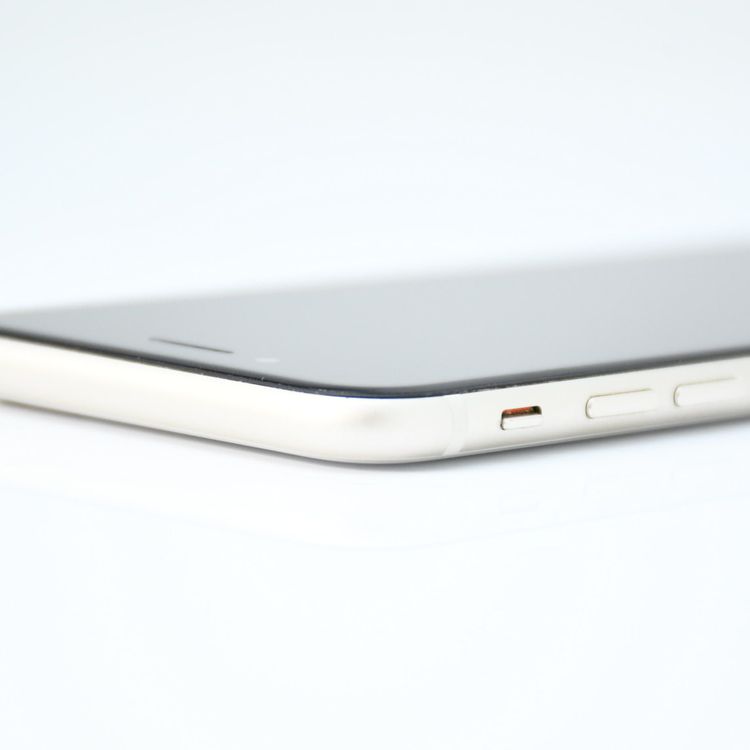 ڥȥ饸󥯡docomo SIMե꡼ iPhoneSE 裳 64GB