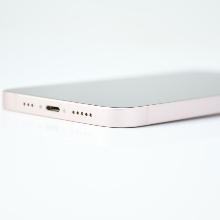 �ڱվ����ʡ������Хåƥ꡼82���docomo SIM�ե꡼ iPhone13 256GB �ԥ�