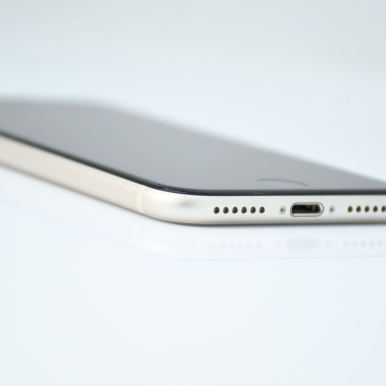 ưġ100 % SIMե꡼ iPhoneSE 裳 64GB 饤