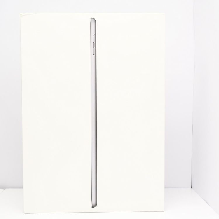 �����ʡ�docomo SIM�ե꡼iPad ��5���� 128GB ���ڡ������쥤