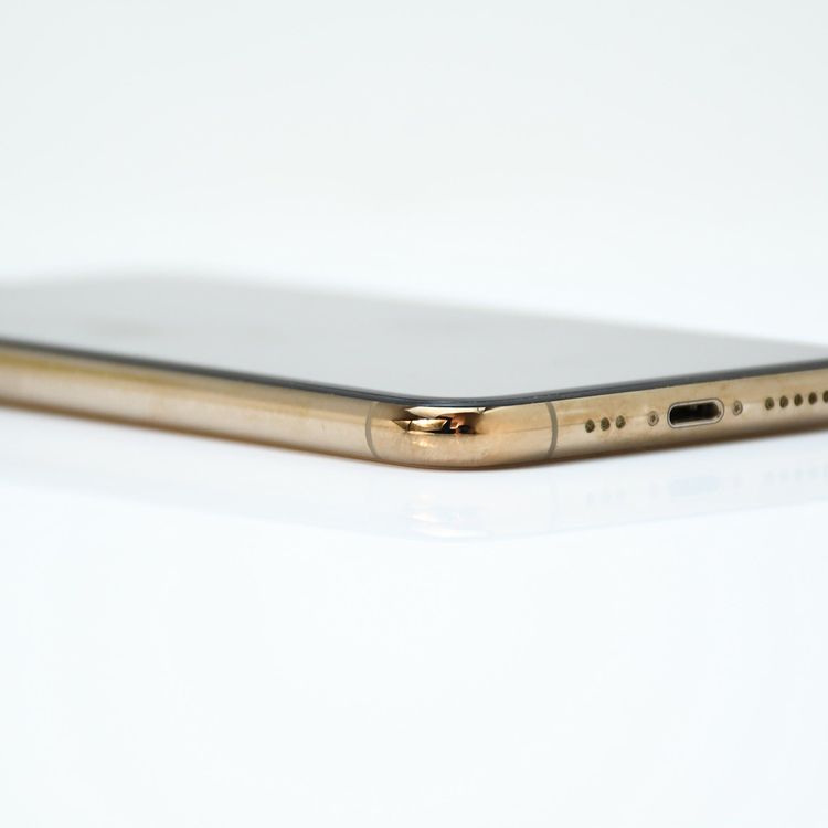 �ڱվ����ʡ�SIM�ե꡼ iPhone11 Pro 64GB �������