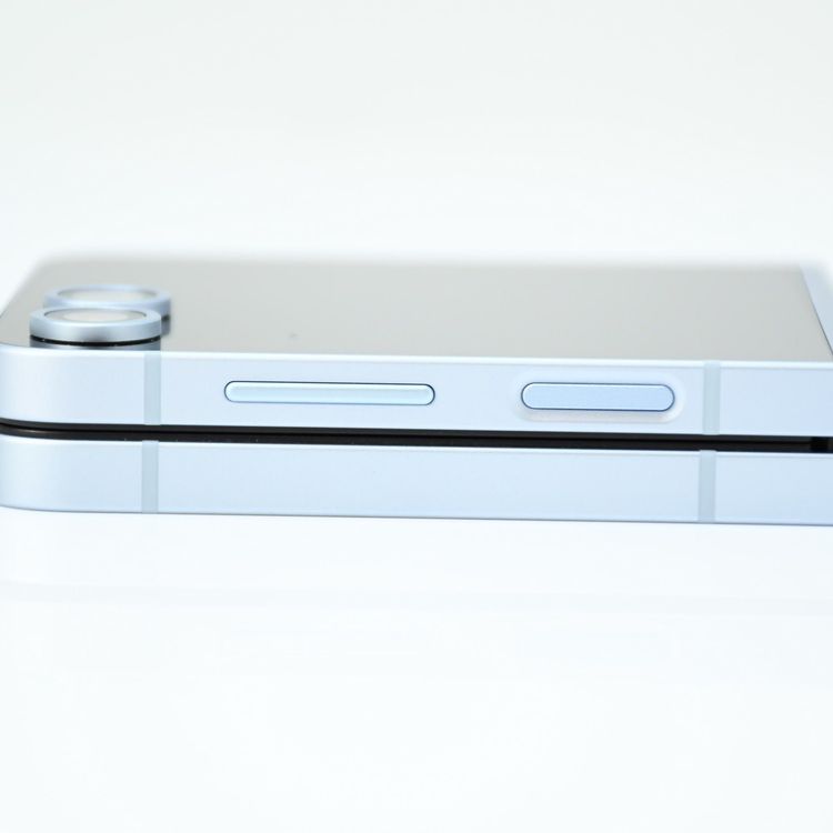 �ڿ���Ʊ�͡�au SIM�ե꡼ Galaxy Z Flip6 SCG29 256GB �֥롼