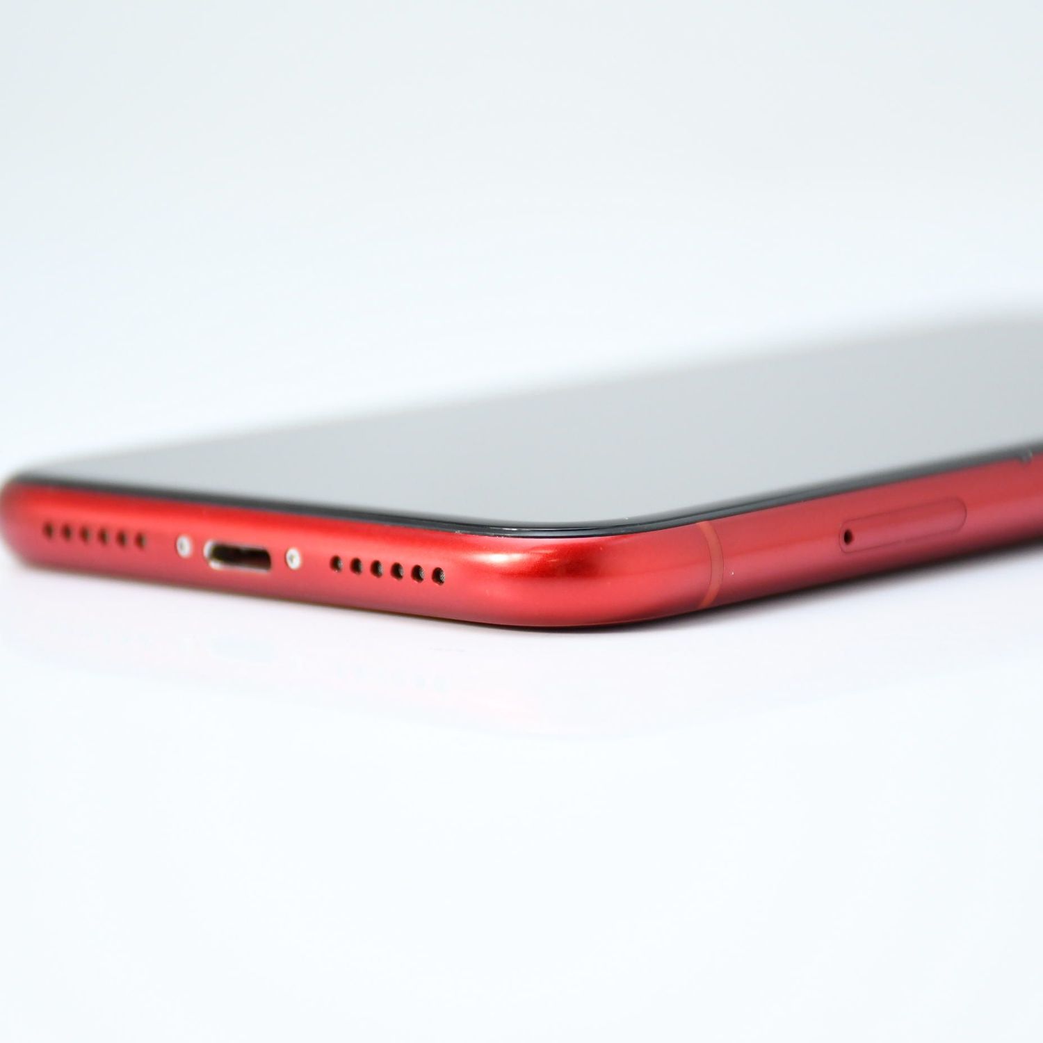 ムスビー｜【動作可＊電池100 %＊液晶美品】SIMフリー iPhoneXR 64GB 