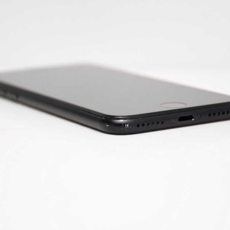 �ڥ���󥯡�ư���ǽ��SIM�ե꡼ iPhone SE����2�����64GB �֥�å�