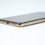 �ڥХåƥ꡼�������� 100���SIM�ե꡼ iPhoneXS 64GB �������