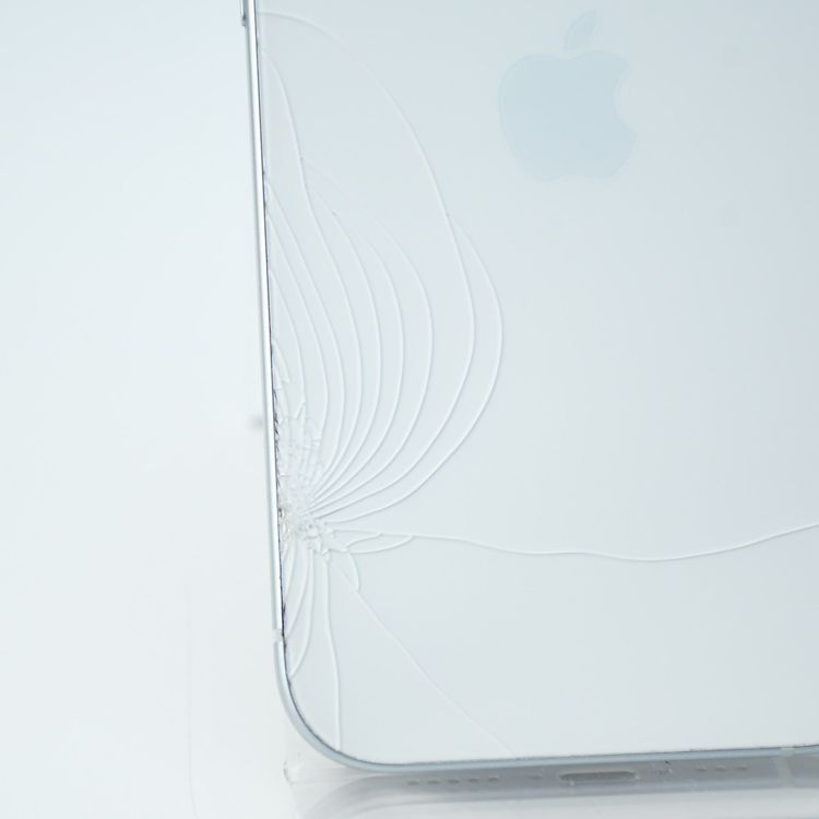 �����̳����վ����ʡ��Хåƥ꡼80���docomo SIM�ե꡼iPhone15 128GB