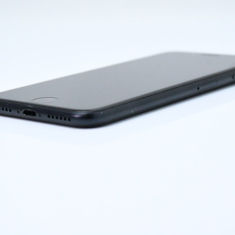 ưġ100 %SIMե꡼ iPhone SE 3 64GB ߥåɥʥ