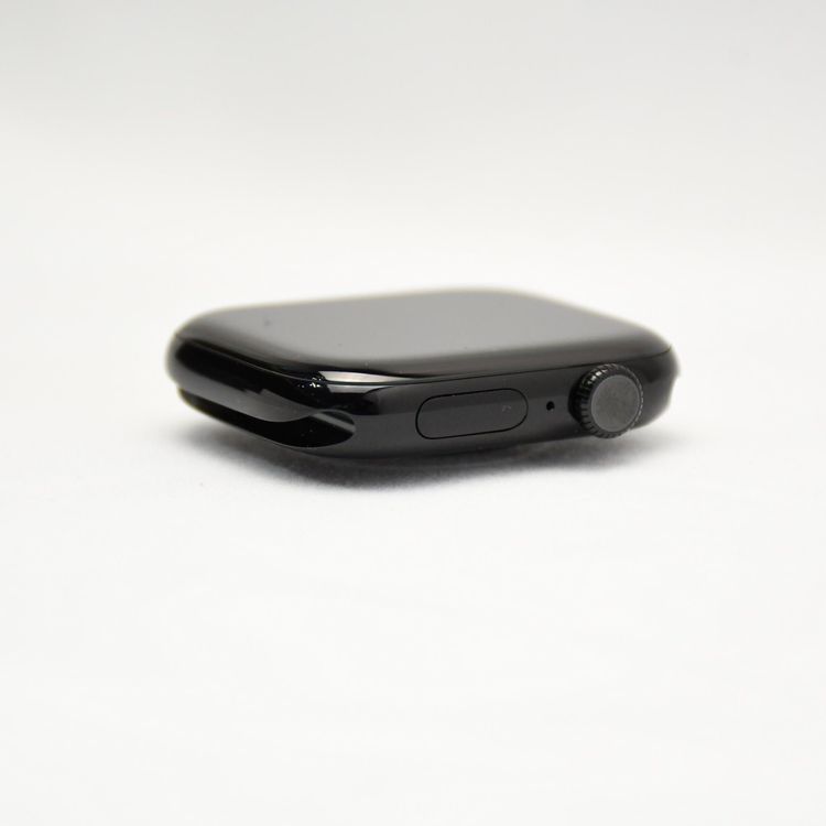 ����100% Apple Watch Series 11 46mm GPS + Cellular