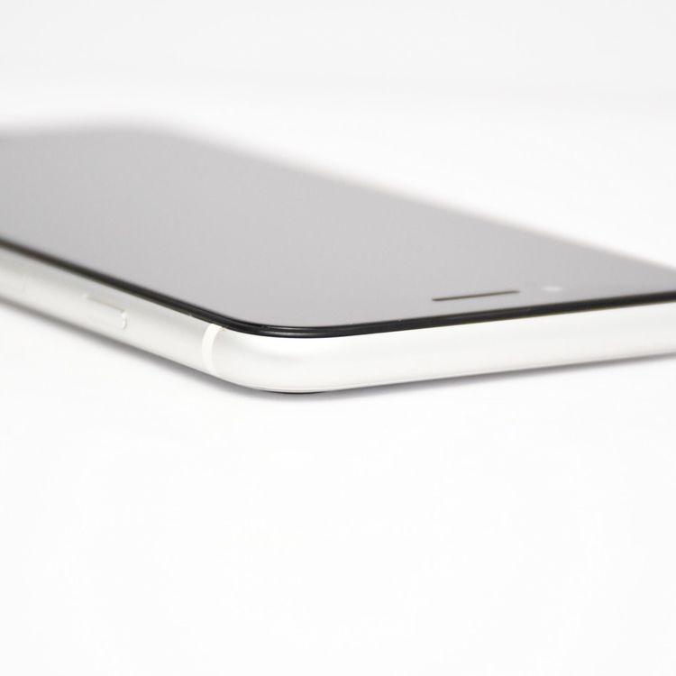 �ڥ���󥯡�SIM�ե꡼ iPhone SE����2�����128GB �ۥ磻��