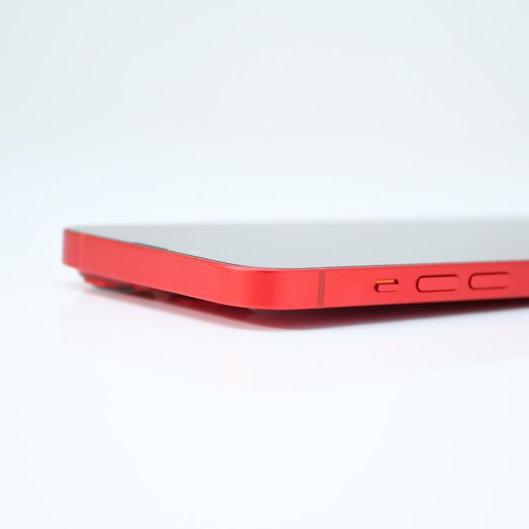 �ڱվ����ʡ�docomo SIM�ե꡼ iPhone 14 256GB ��å�