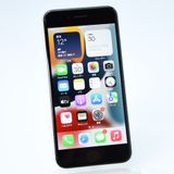 �ڽ����Хåƥ꡼�������� 81���SIM�ե꡼ iPhone SE �裲���� 64GB �ۥ磻��