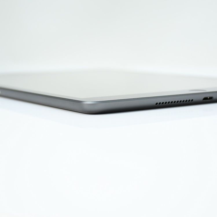�ڥХåƥ꡼��������95������ʡ�SIM�ե꡼iPad ��9���� 64GB ���ڡ������쥤
