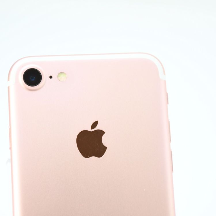 ����������վ����ʡ� docomo SIM�ե꡼ iPhone 7 128GB �������������