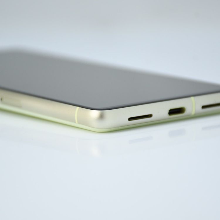 �ڱվ����ʡ������ɹ���SIM�ե꡼ Google Pixel 7 128GB ���󥰥饹