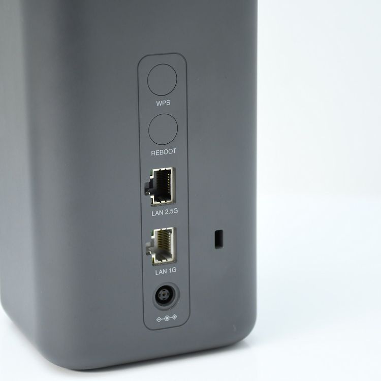 docomo home 5G HR02 ���������졼