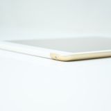 �����ʡ��Хåƥ꡼��������92���docomo SIM�ե꡼iPad ��5���� 32GB �������