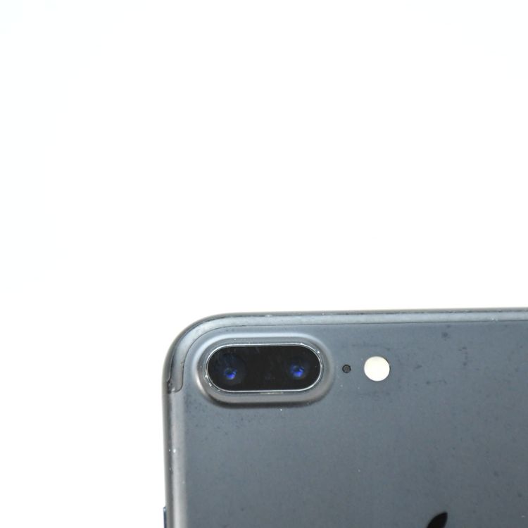 �ڽ����Хåƥ꡼��������81%��SIM�ե꡼ iPhone7 Plus 32GB �֥�å�