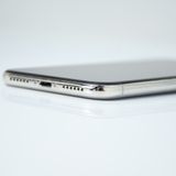 ��ư���ǽ������100����վ����ʡ�SIM�ե꡼ iPhone X 64GB ����С�