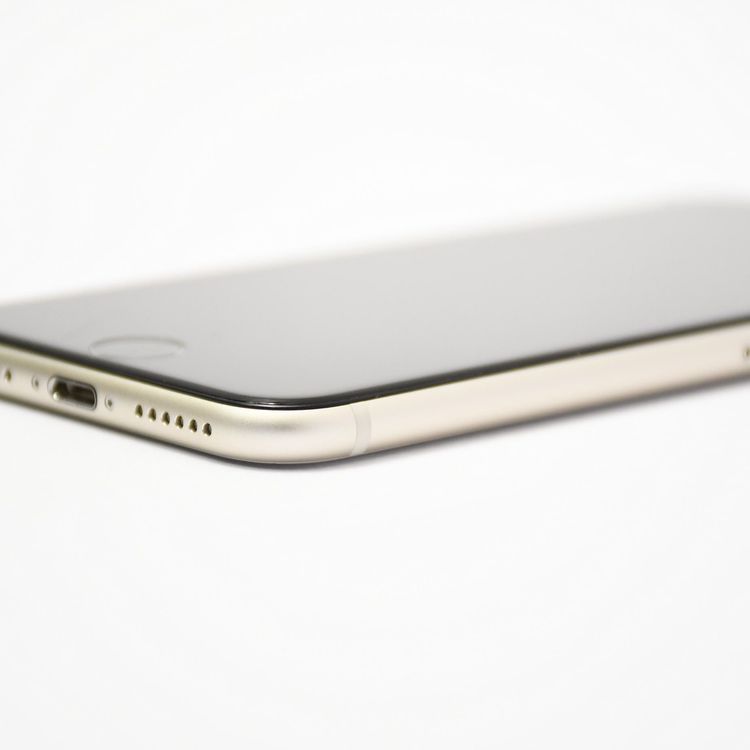 �ڽ����Хåƥ꡼��������100���SIM�ե꡼ iPhone SE �裳���� 64GB